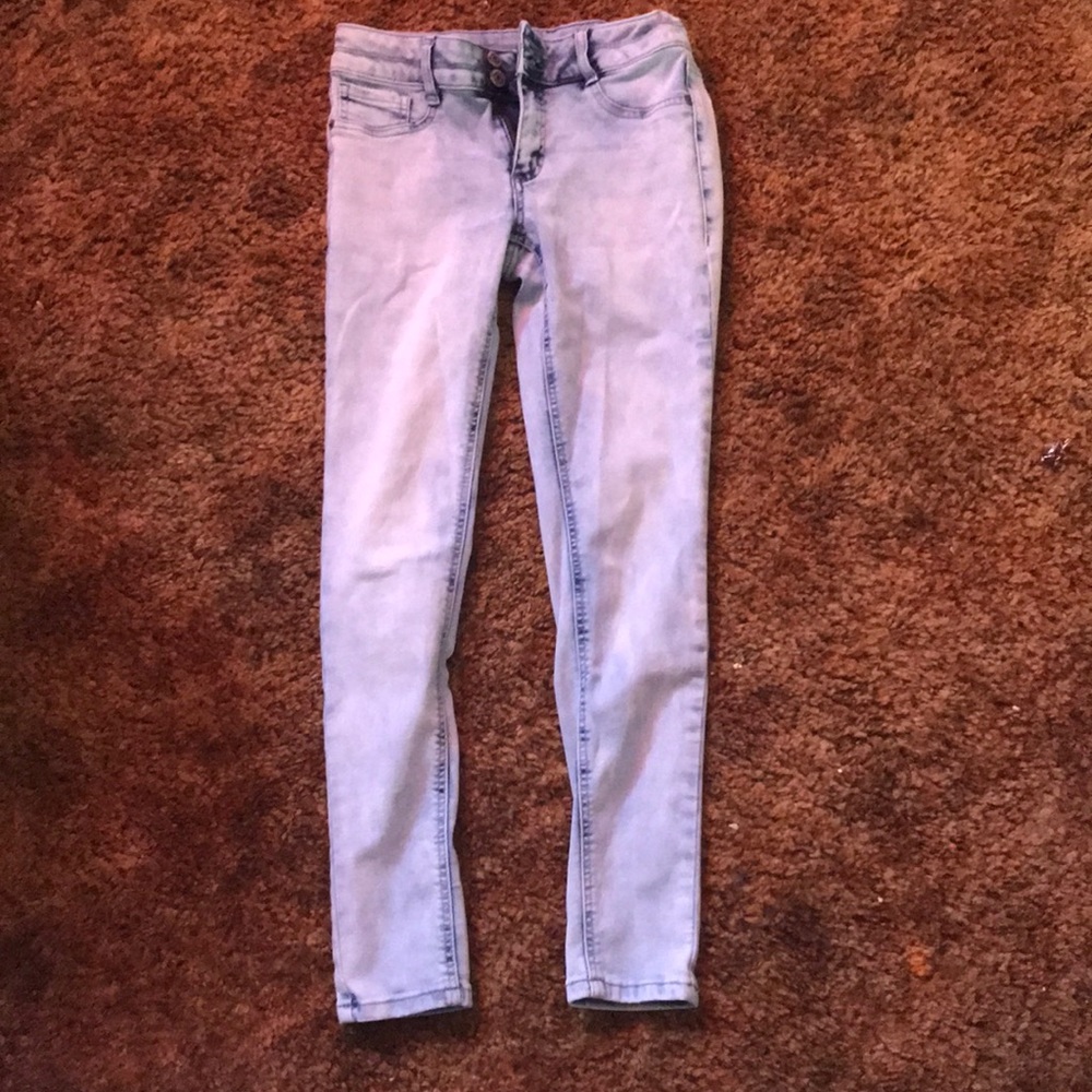 Light washed jeans